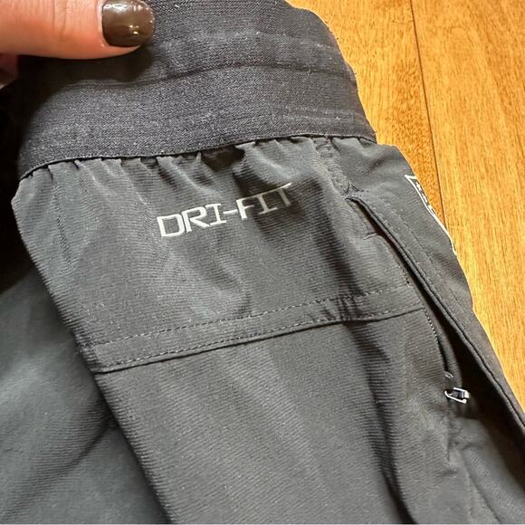 NIKE Dri Fit Men’s Short US L NY Jets Logo Activewear Gym Athleisure Run Casual - Picture 4 of 8